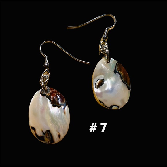 Assorted Turbo Sarmaticus Shell Oval Earrings ( - Picture 8 of 10